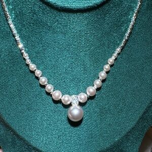 Elegant Silver Pearl Necklace